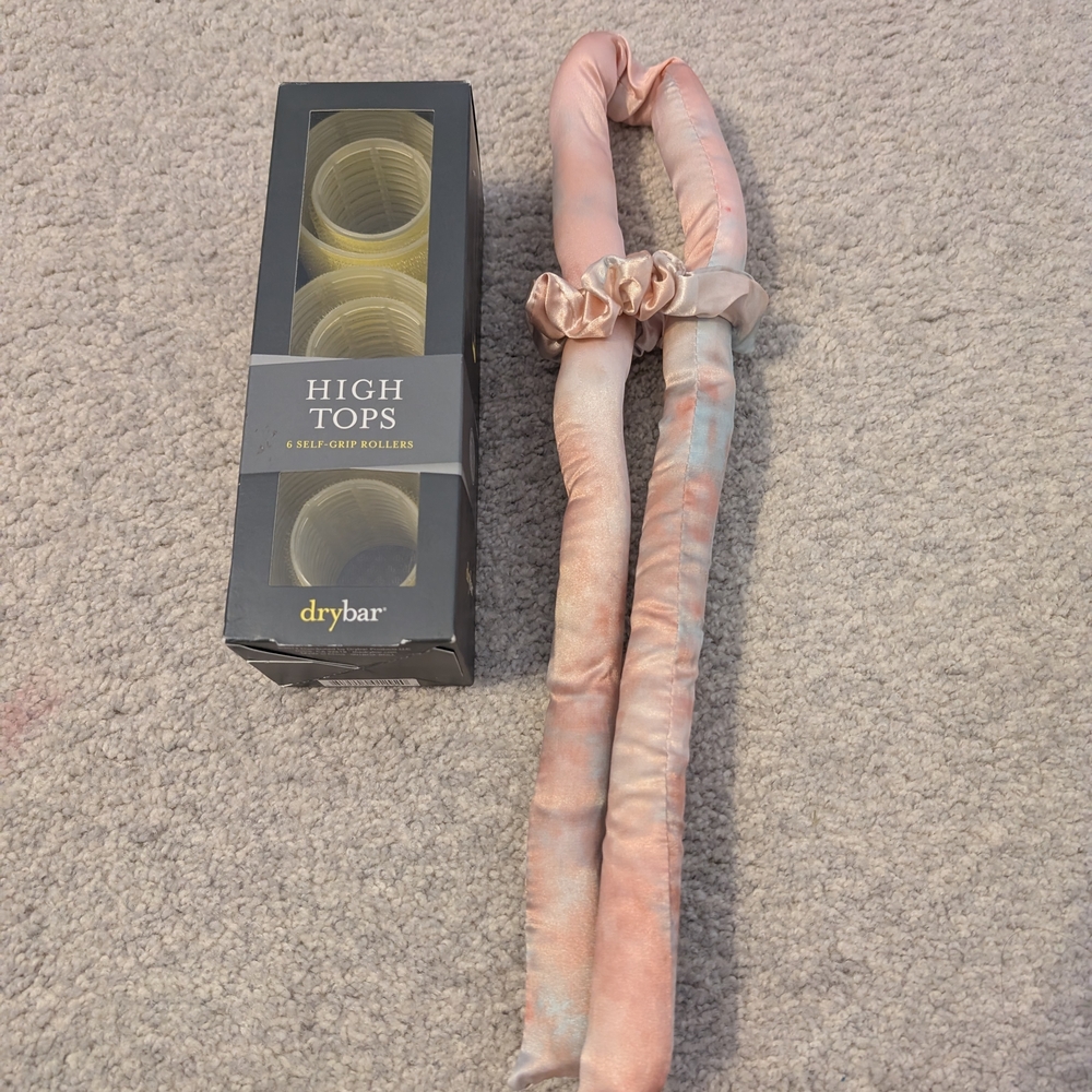 Drybar High Tops Self-Grip Rollers with Satin Hair Wrap